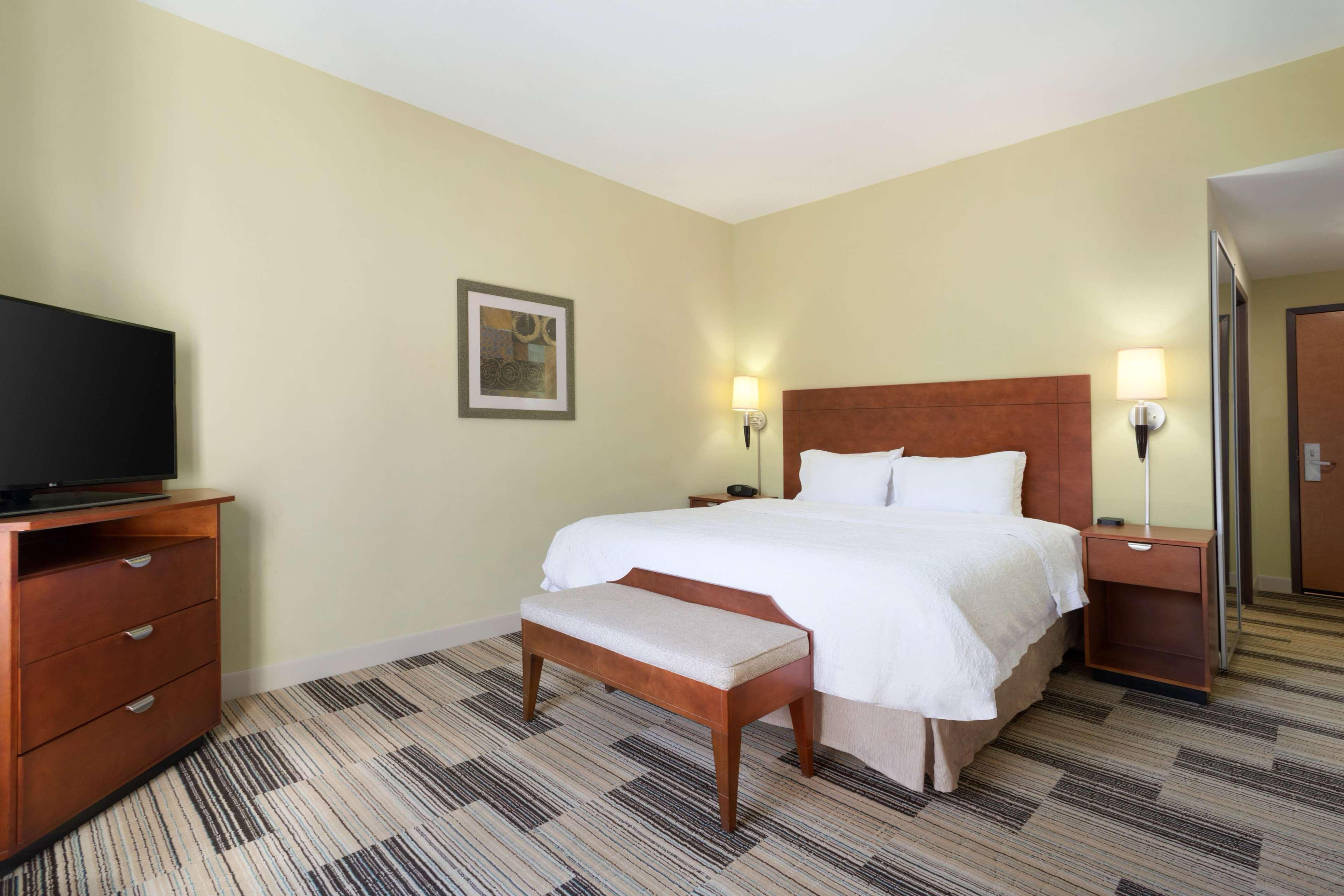 Hampton Inn & Suites Birmingham Airport Area Irondale Exteriör bild