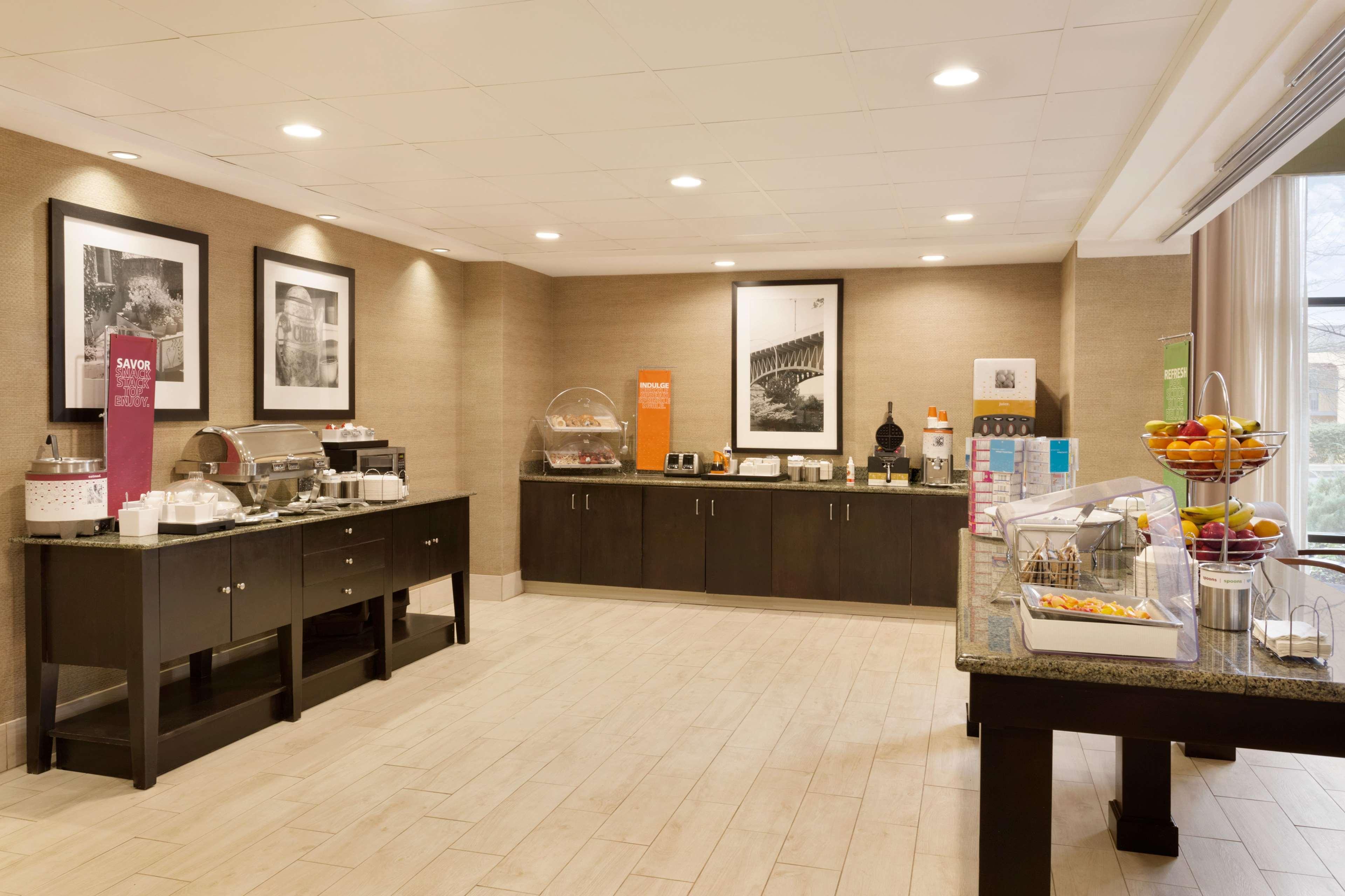 Hampton Inn & Suites Birmingham Airport Area Irondale Exteriör bild