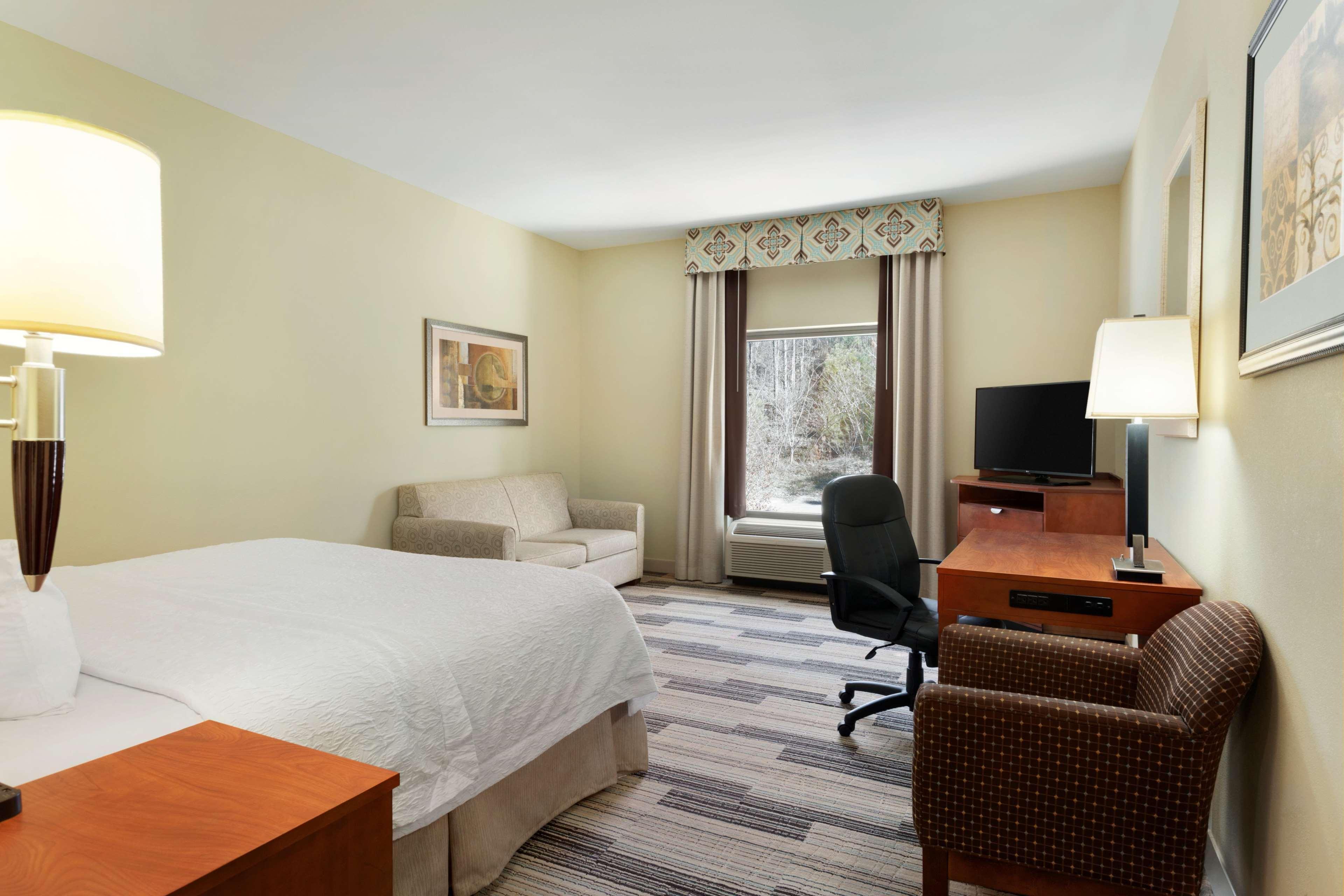 Hampton Inn & Suites Birmingham Airport Area Irondale Exteriör bild
