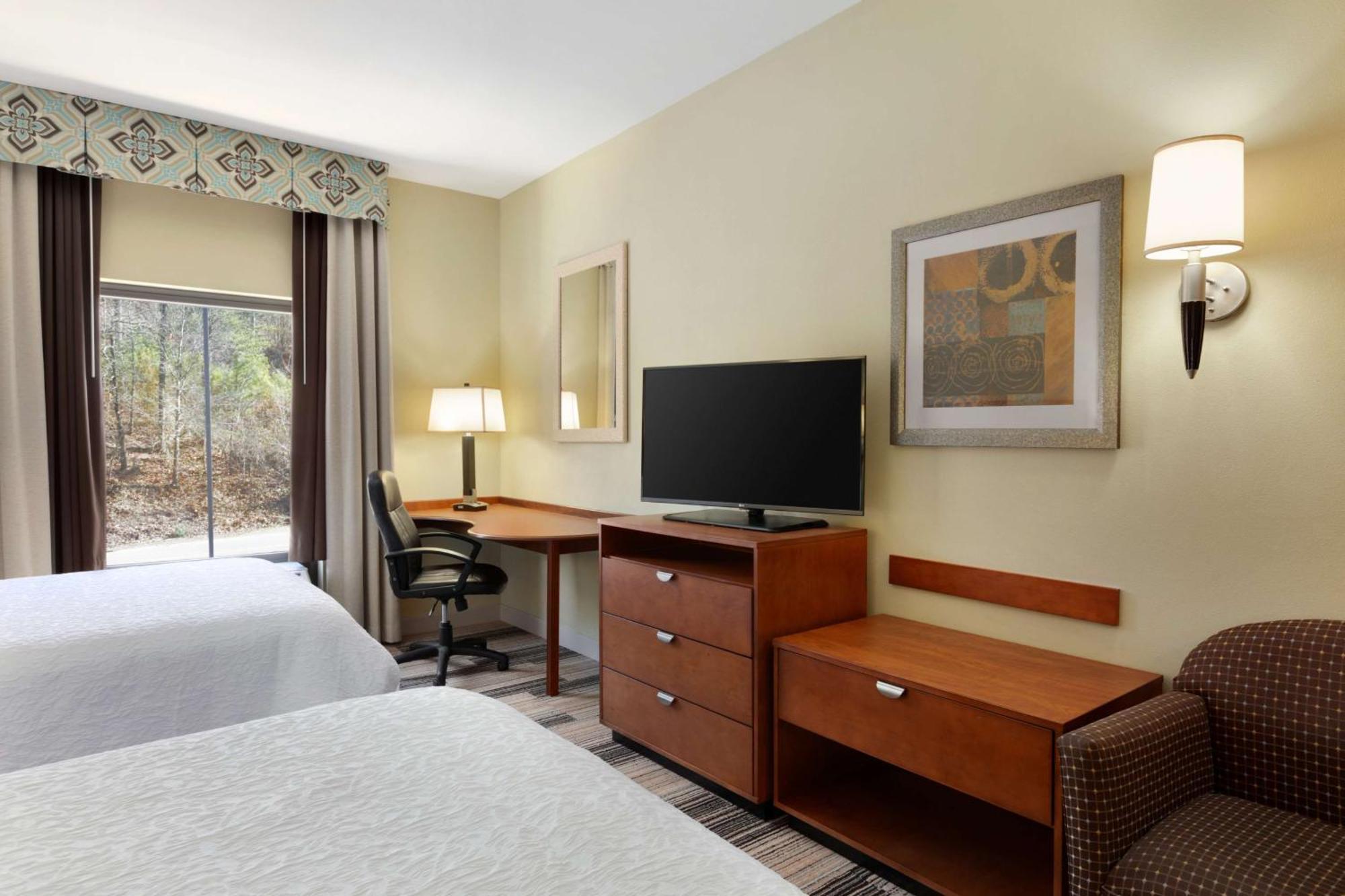 Hampton Inn & Suites Birmingham Airport Area Irondale Exteriör bild