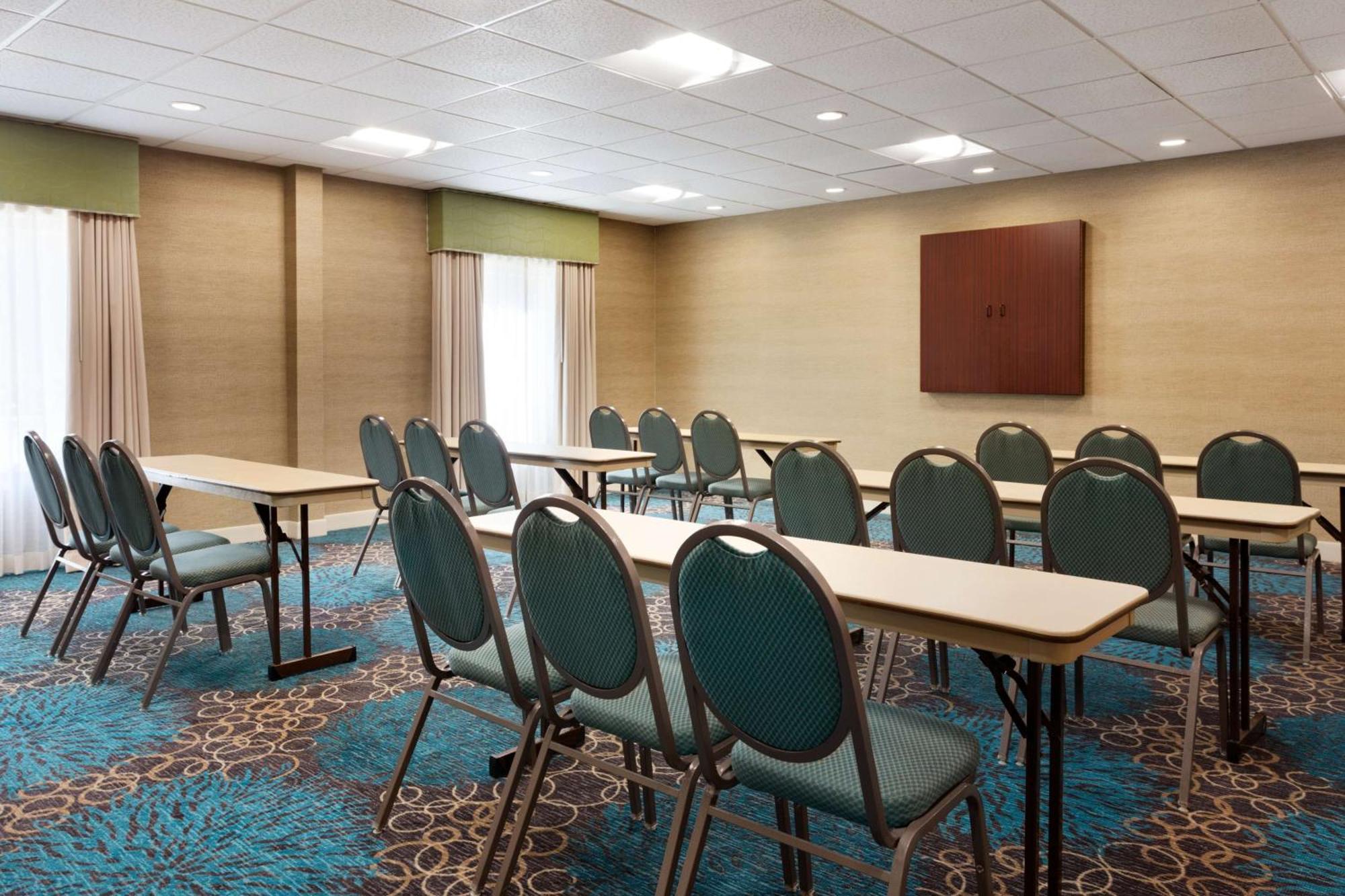 Hampton Inn & Suites Birmingham Airport Area Irondale Exteriör bild