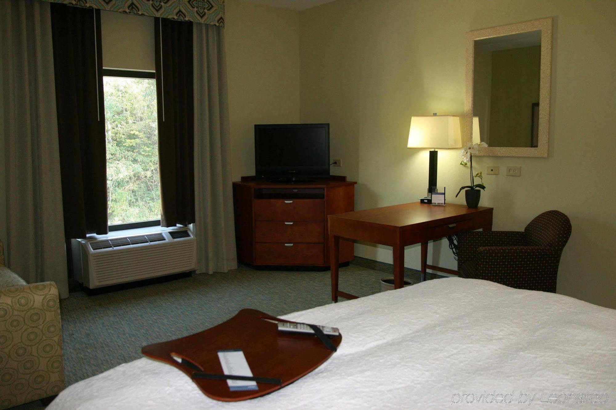 Hampton Inn & Suites Birmingham Airport Area Irondale Rum bild